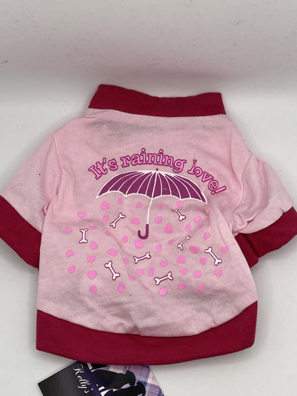 It's Raining Love T Shirt